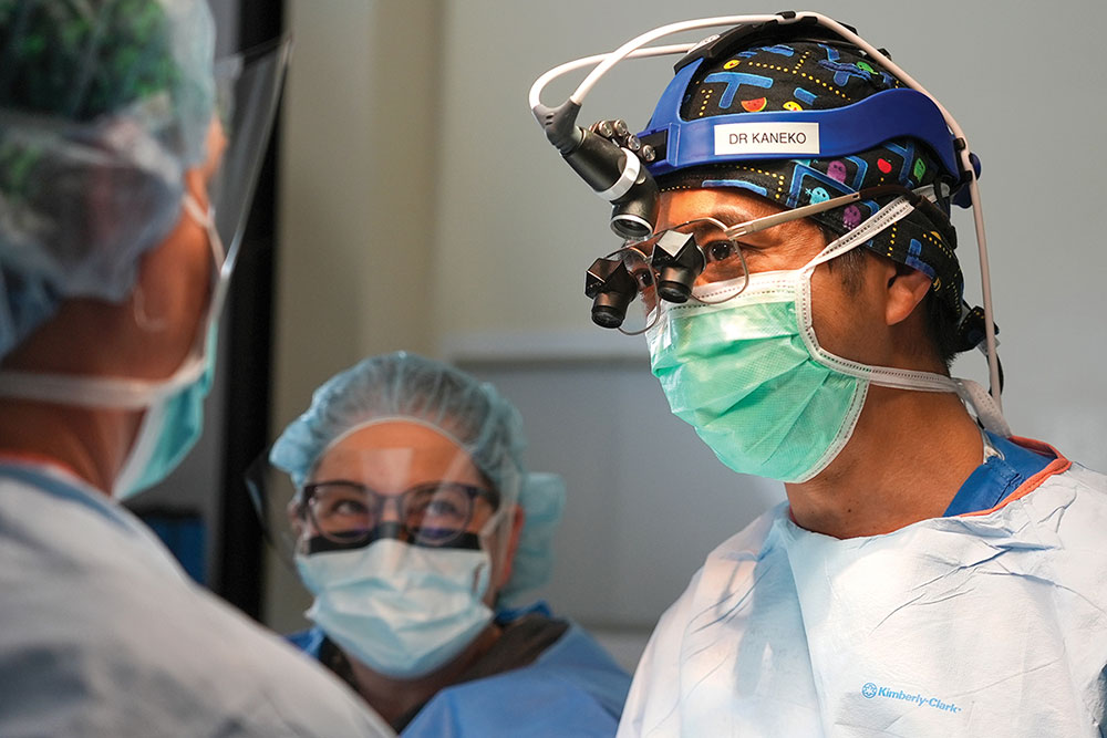 Doctors/surgeons looking at each other